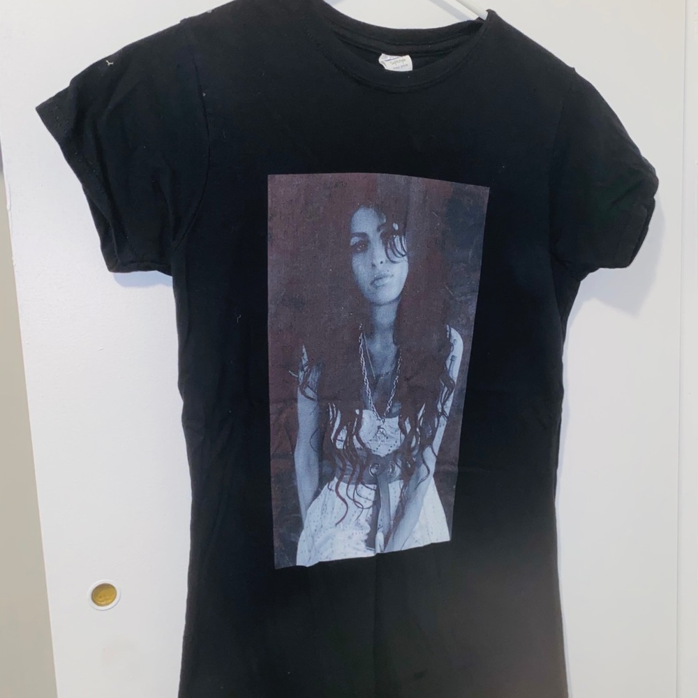 Amy Winehouse Tee